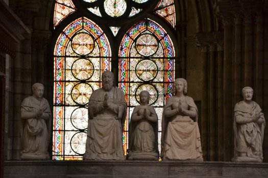 Statues sur le tombeau de Franois 1er, son pouse et enfants - Basilique Saint-Denis - CDT93lp