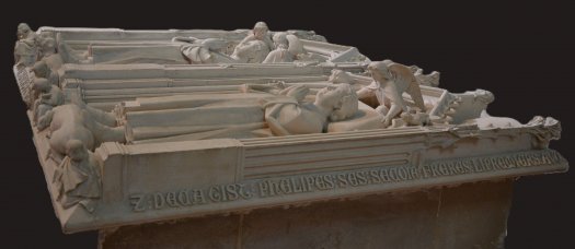 Philippe et louis, fils du Comte d'Alenon - 2 gisants - de ct - nb - Basilique st denis - CDT93lp