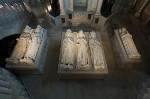 Gisants de Philippe V et VI, Jeanne d'Evreux, Charles IV et  Blanche
