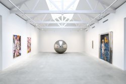 Exposition Space Age 2015  galerie Thaddaeus Ropac