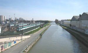 Le canal de l'Ourcq  Bobigny
