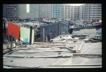 Les toits du bidonville des Francs-Moisins. Saint-Denis (93), 1973. Walter Weiss / Archives dpartementales de la Seine-Saint-Denis 