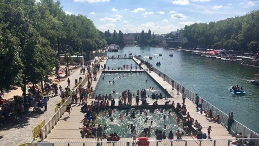 Baignade au Bassin de La Villette