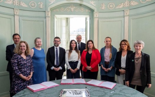 Signature du contrat de destination  la Sorbonne le 22 avril 2022