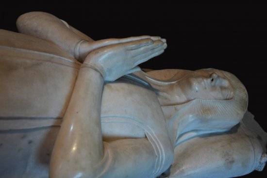 Marguerite de Flandre - gisant - pouse de Louis II - CDT93