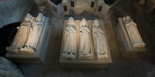 Gisant de Jeanne d'evreux - Saint-Denis. ? Patrick Cadet - Centre des monuments nationaux.