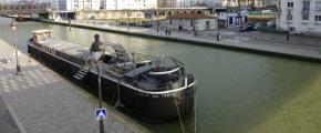 A Library barge Water and Dreams