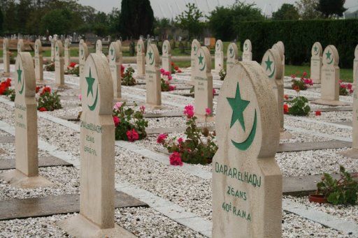 Mosque de Bobigny et cimetire musulman