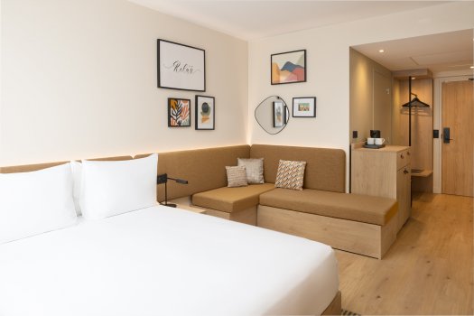 Hampton by Hilton Paris Charles de Gaulle Airport