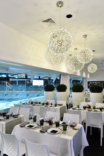 Le {Club}, restaurant panoramique du Stade de France