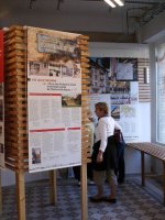 © Maud BACCARA / Scénographie: Collectif  Au fond à gauche espace des expositions à cité-jardins de Stains