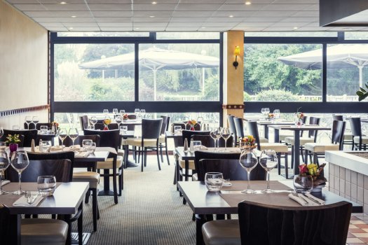 Les Aviateurs, restaurant Htel Mercure Paris le Bourget