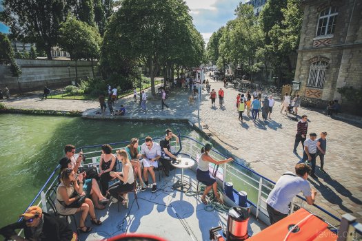 Le Bassin de La Villette Paris l't par Viet LE