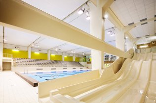 Water slide, swimming pool C. Muffat in Rosny