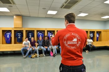 Visite des vestiaires du stade de France