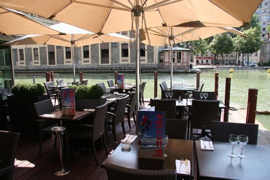 Restaurant la Crie quai de Seine