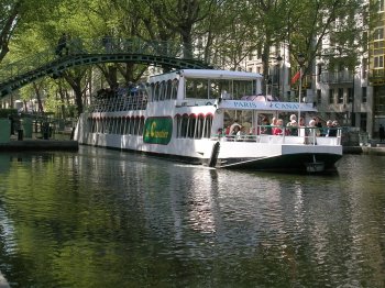 Cruise on the canal Saint Martin and river Seine