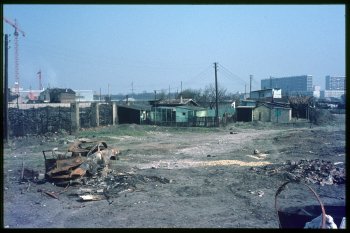 Le bidonville des Francs-Moisins. Saint-Denis (93), 1969. Walter Weiss / Archives dpartementales de la Seine-Saint-Denis 