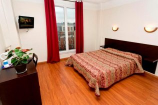 Hipotel Paris Printania Marachers