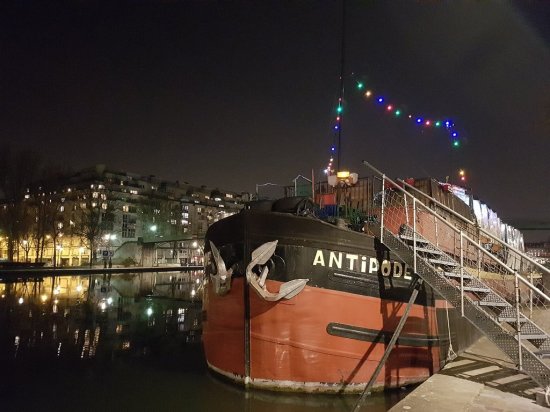 Antipode barge