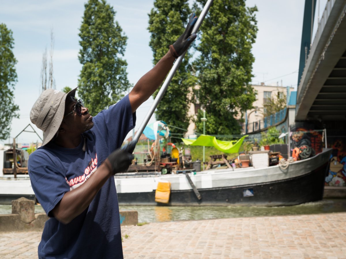Hommage au street artiste Batsh