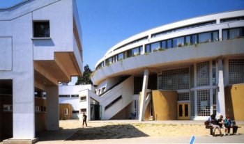 Faade, CDI et classe du collge jean Jaurs Montfermeil par Rene Gailhoustet  Atlas du patrimoine de la Seine-Saint-Denis