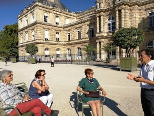 Bruno Granozio avec un groupe au Luxembourg