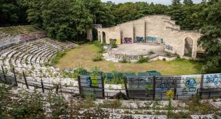 Thtre de Verdure, parc Georges-Valbon