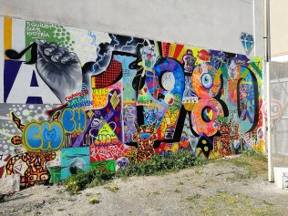 Graffiti à la Galerie Amarrage