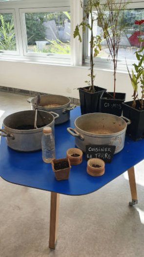 Cuisiner la terre - atelier enfants dans les jardins de la Villette