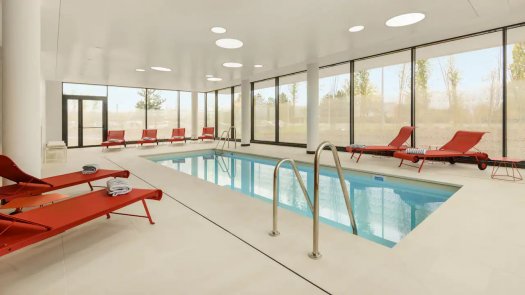 Hyatt-House-Paris-Charles-De-Gaulle-Airport-Swimming-Pool.