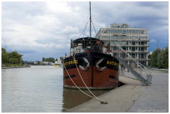 Antipode, Canal de l'Ourcq et Magasins Gnraux  Patrick Bezzolatto