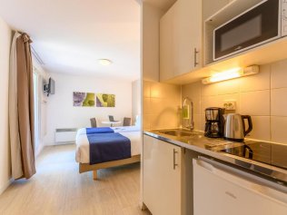 S�jours & Affaires Pantin Charles De Gaulle