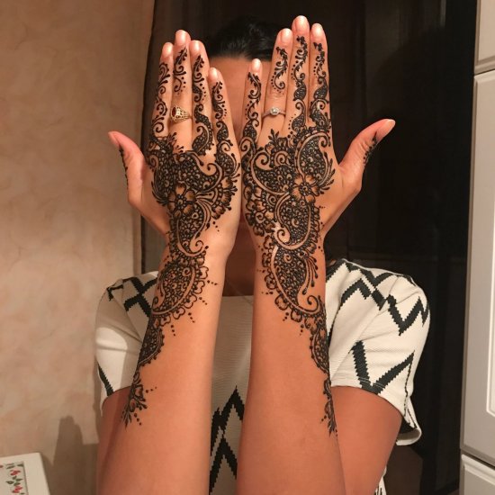 Lina Hossany - Atelier Henné