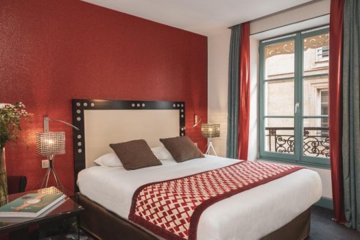 Hôtel Le Petit Paris