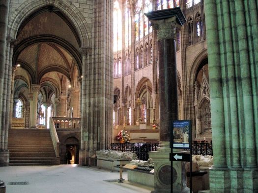 Choeur et transept nord de la basilique de Saint-Denis