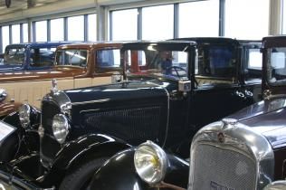 conservatoire citroen, range voitures anciennes