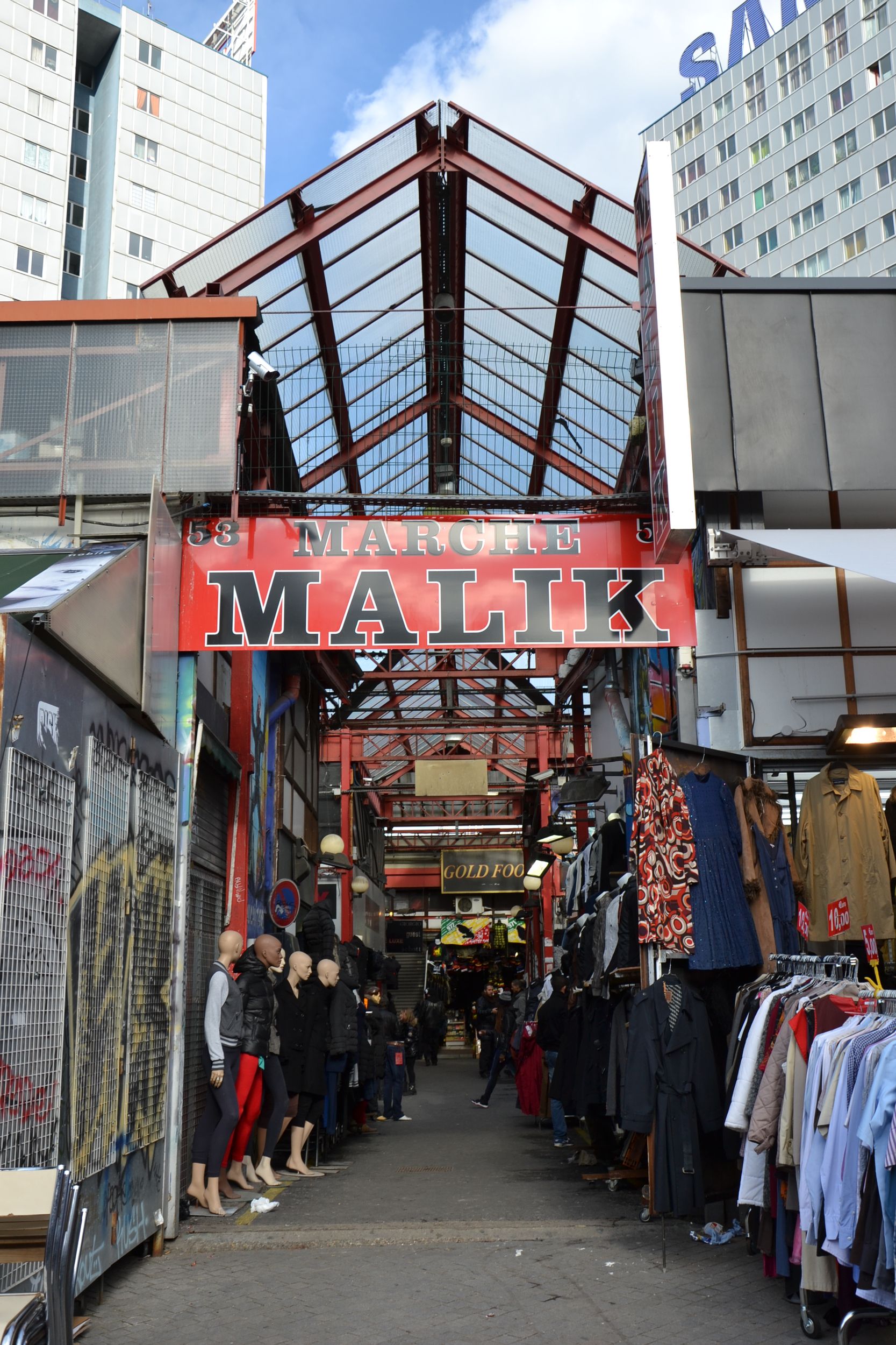 Un dimanche aux Puces de Saint-Ouen