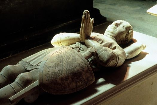 Gisant de Bertrand du Guesclin, conntable de Charles V. Patrick Cadet  CMN
