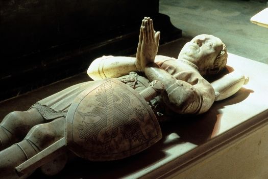 Tombstone of Bertrand du Guesclin, constable of Charles V.  Patrick Cadet - Centre des monuments nationaux.