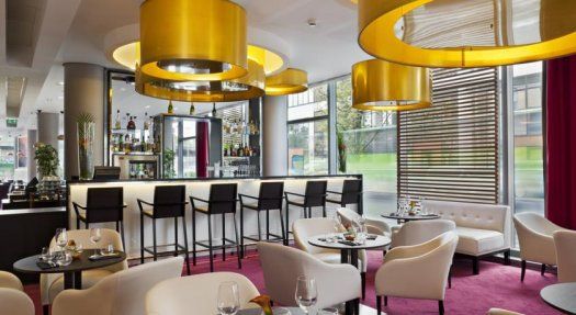  Htel Holiday Inn Porte de Clichy bar