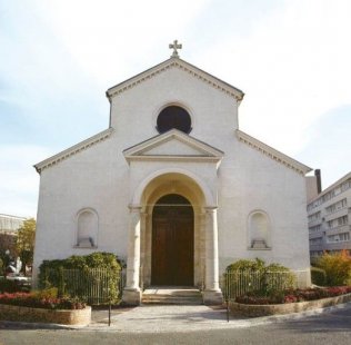 Front of Saint-Etienne church