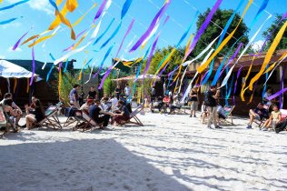 LaPlage, Summer Camp de Glazart